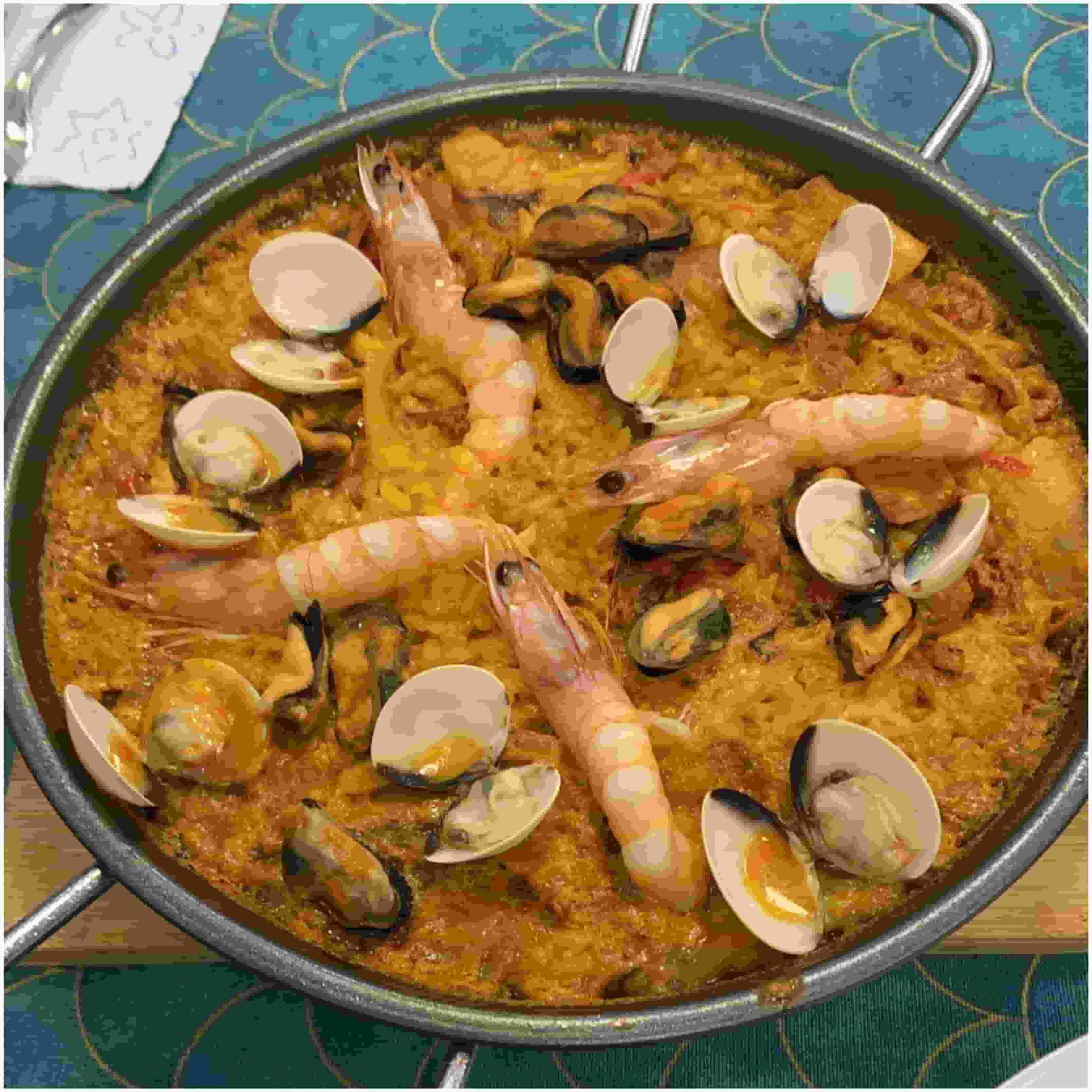 lakantina-paella-mariscos